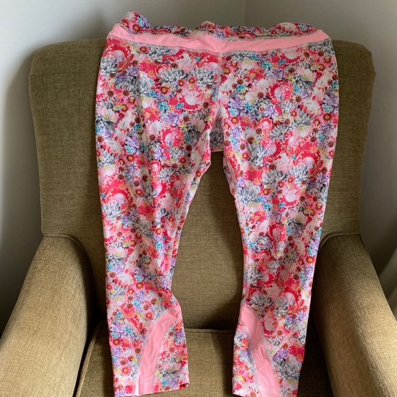 Lululemon crop leggings - Picture 5 of 6